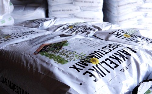 Zakken Makkelijke Moestuin mix zijn zwaar