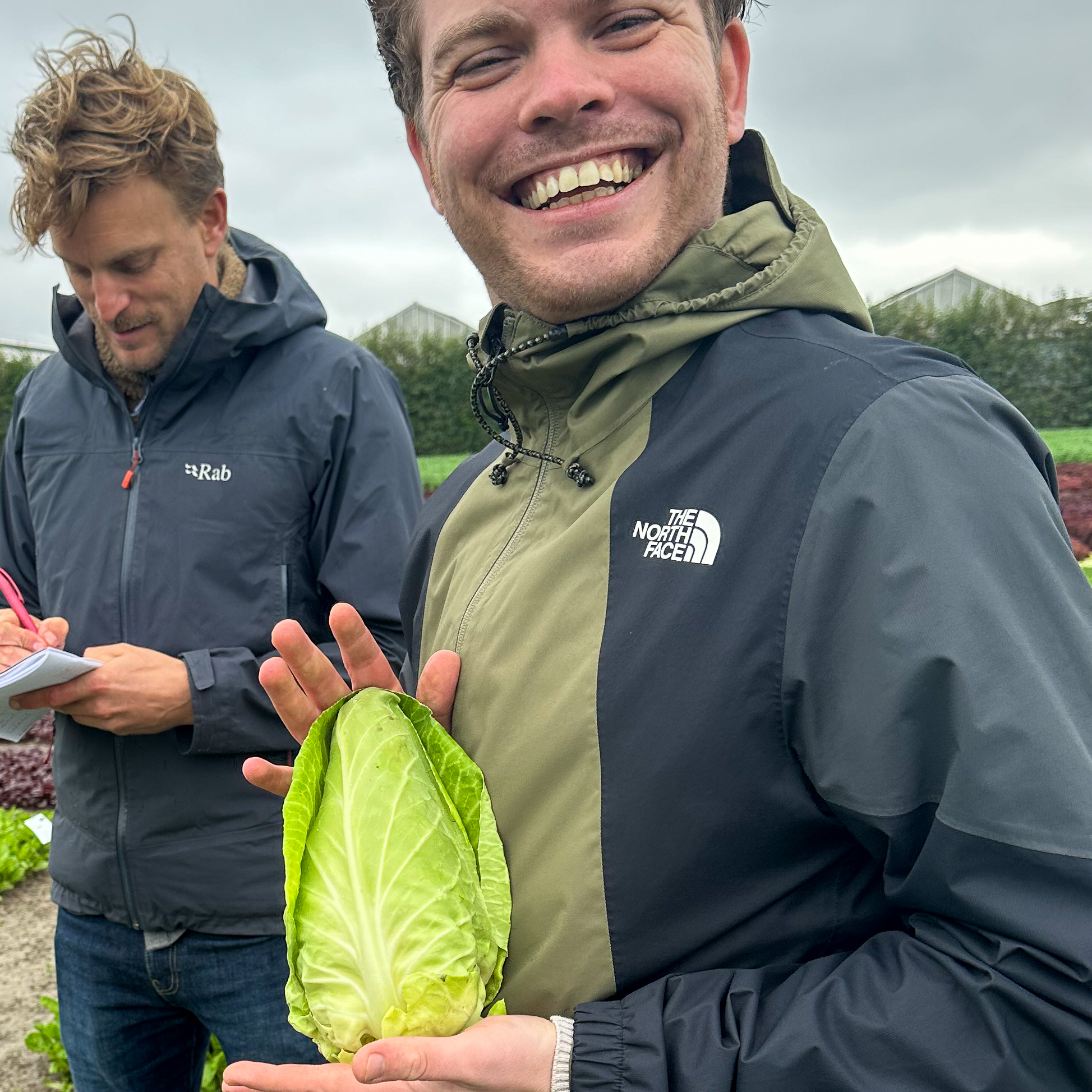 Thijs van Rijk Zwaan en Robbin met de spitskool