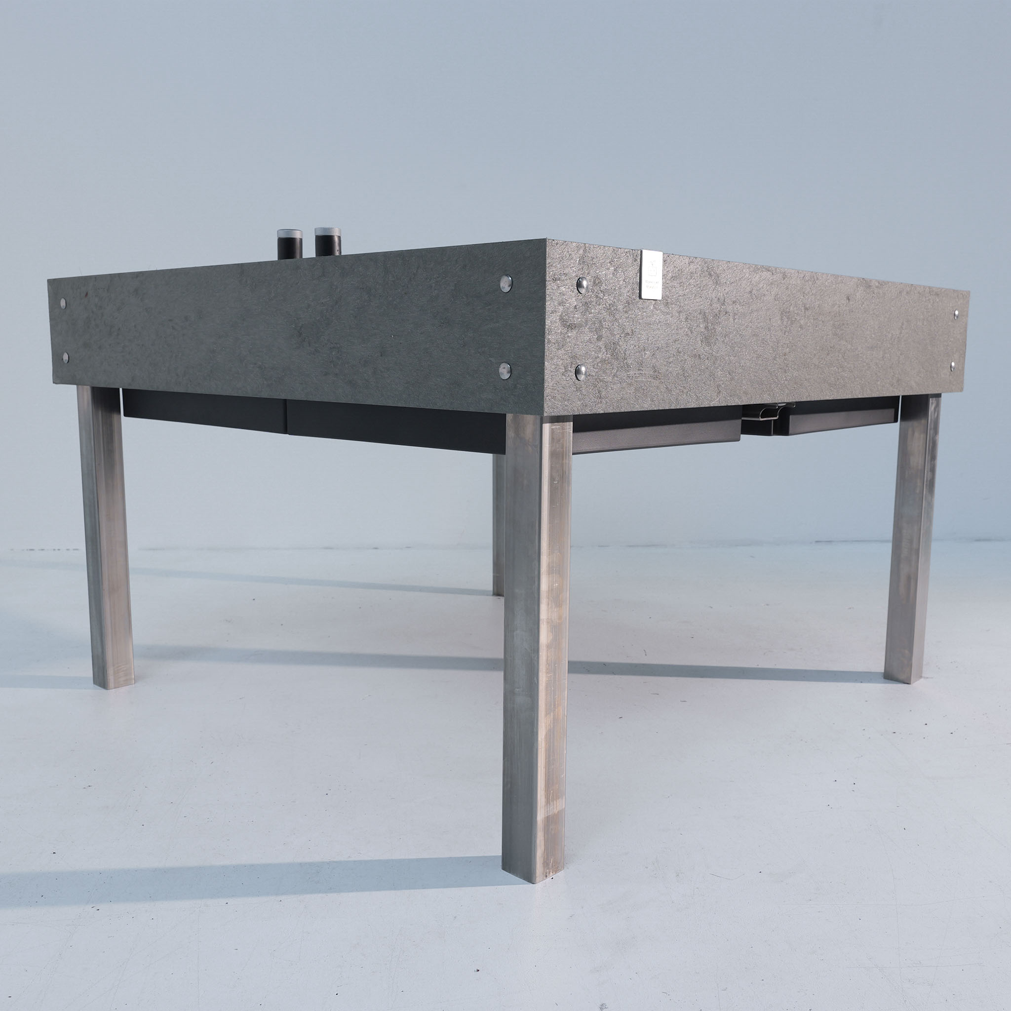 MM-Hero raised table starter kit, 16 squares