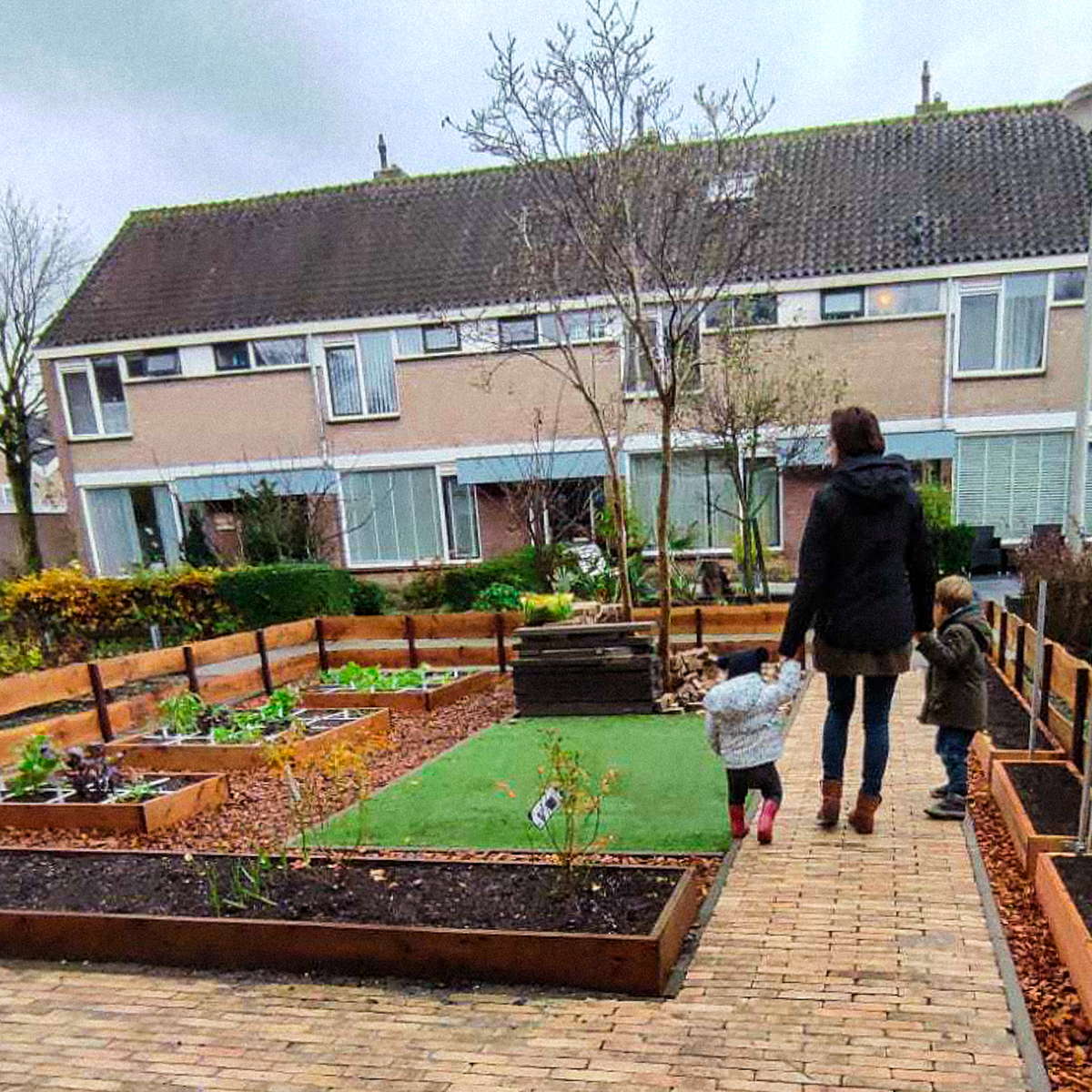 Voortuin van Anouk: met Makkelijke Moestuin bakken