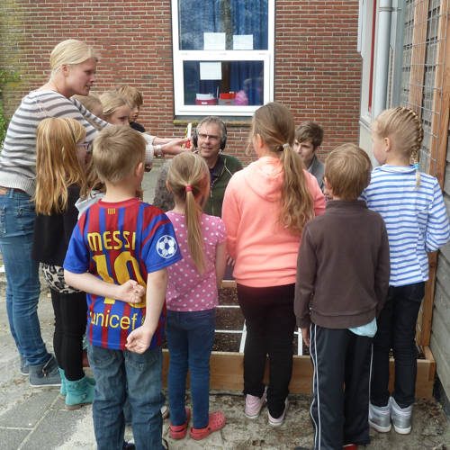 Makkelijke Moestuinbak bij de school in Den Andel